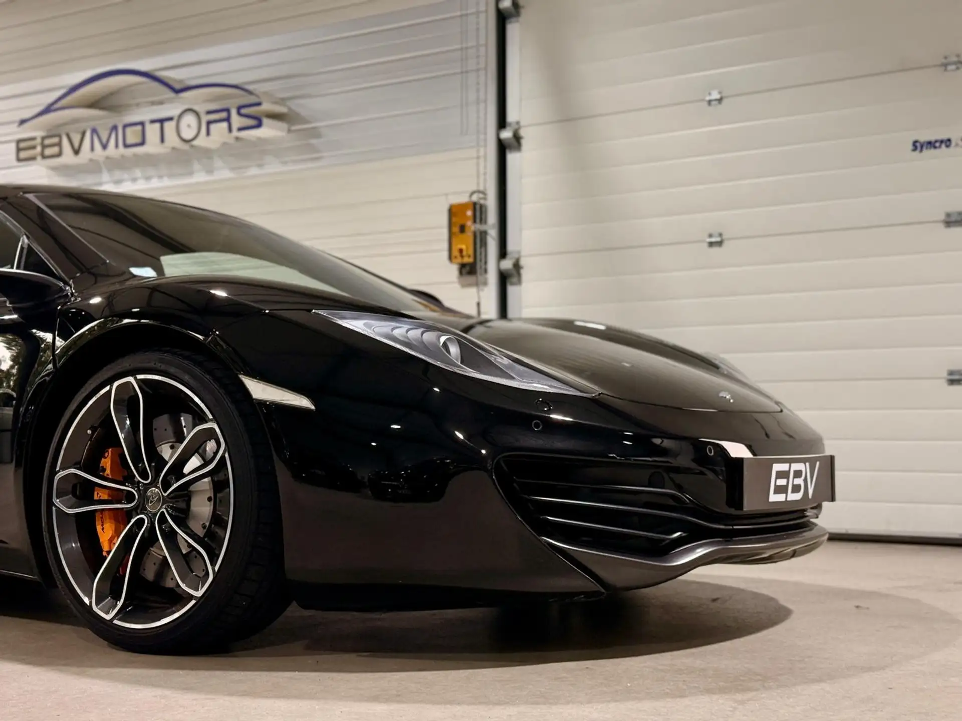 맥라렌 MP4-12C 12 C Coupe 2015 검정 사진 4