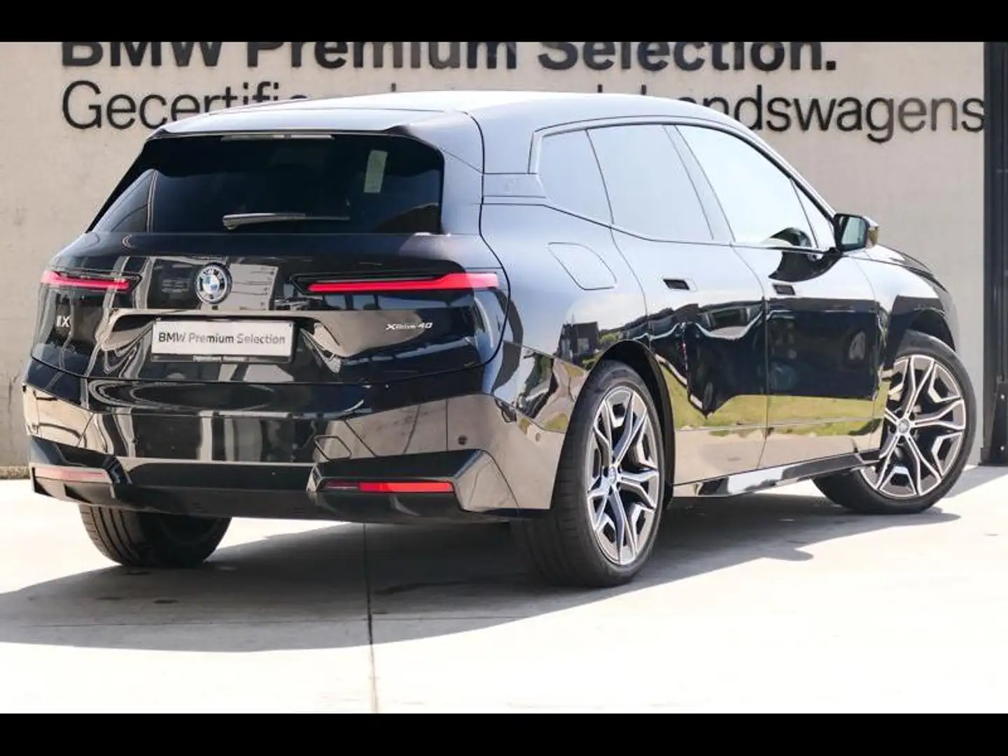 BMW iX xDrive40 Sport | PANO | DRIVEP Negro - 2