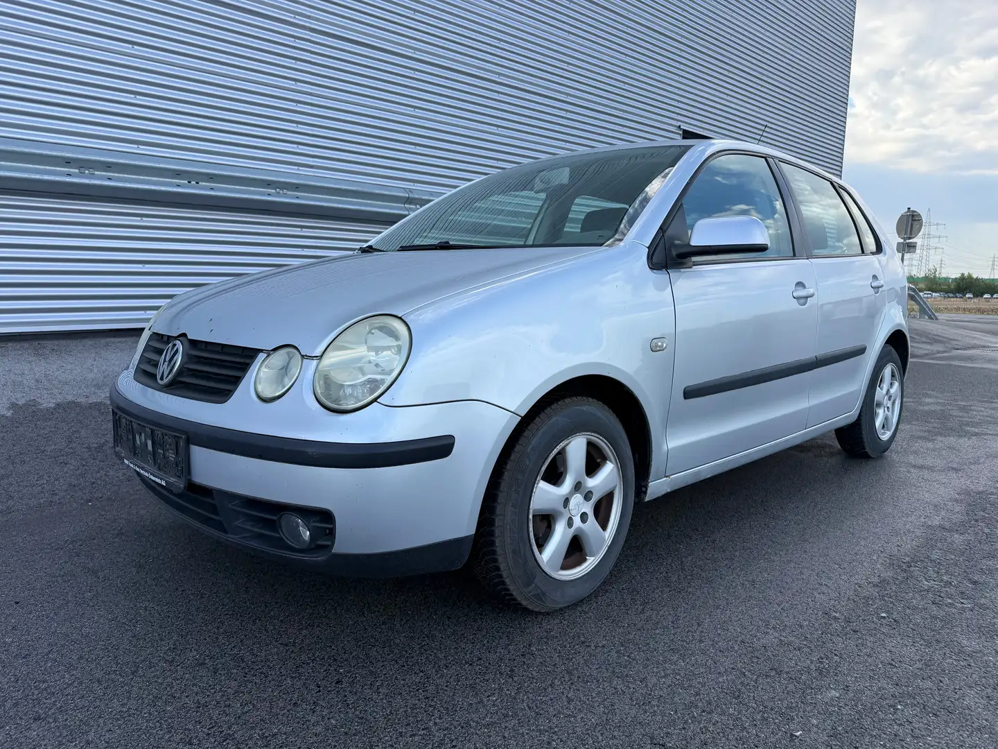 Volkswagen Polo Cool Family 1,9 SDI ID:51 Silber - 2