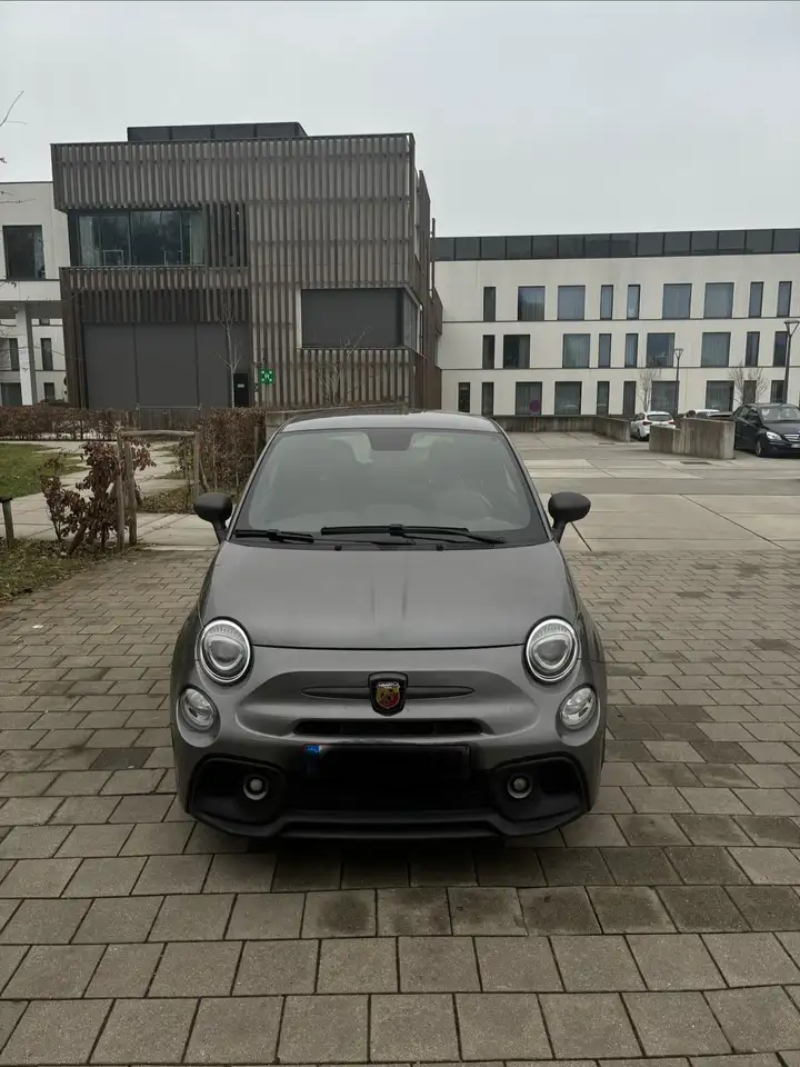 Abarth 595 2024