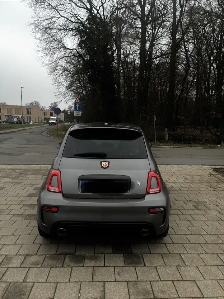 Abarth 595 2024