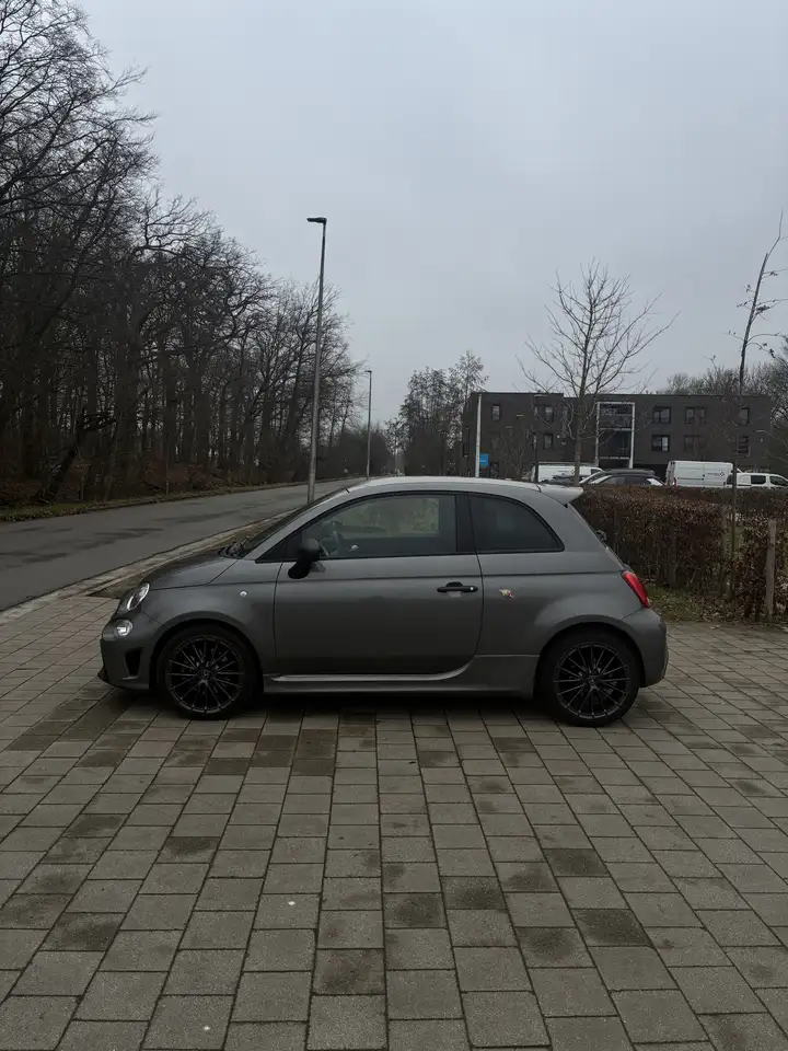 Abarth 595 2024