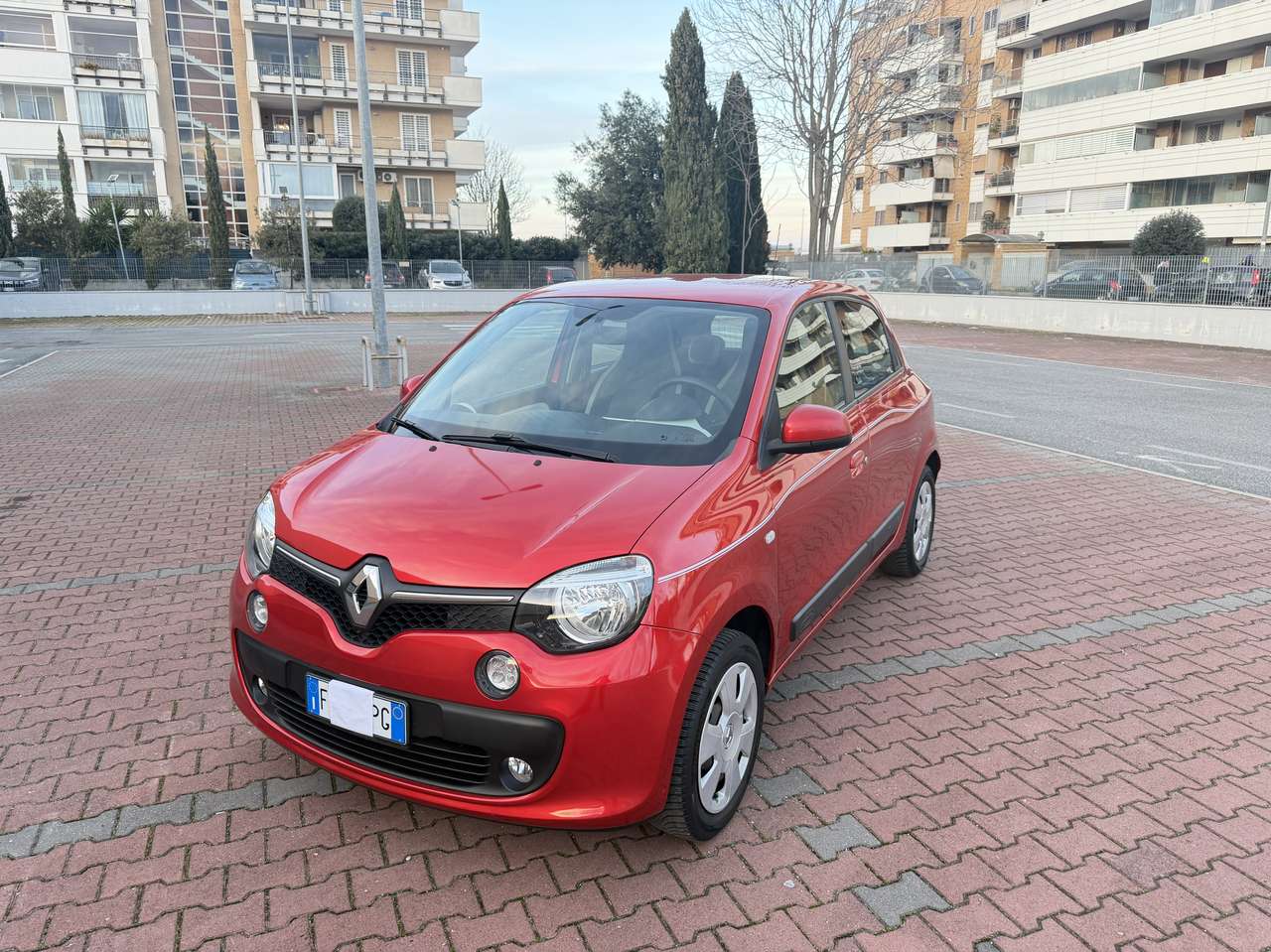 Renault Twingo 1.0 SCe zen