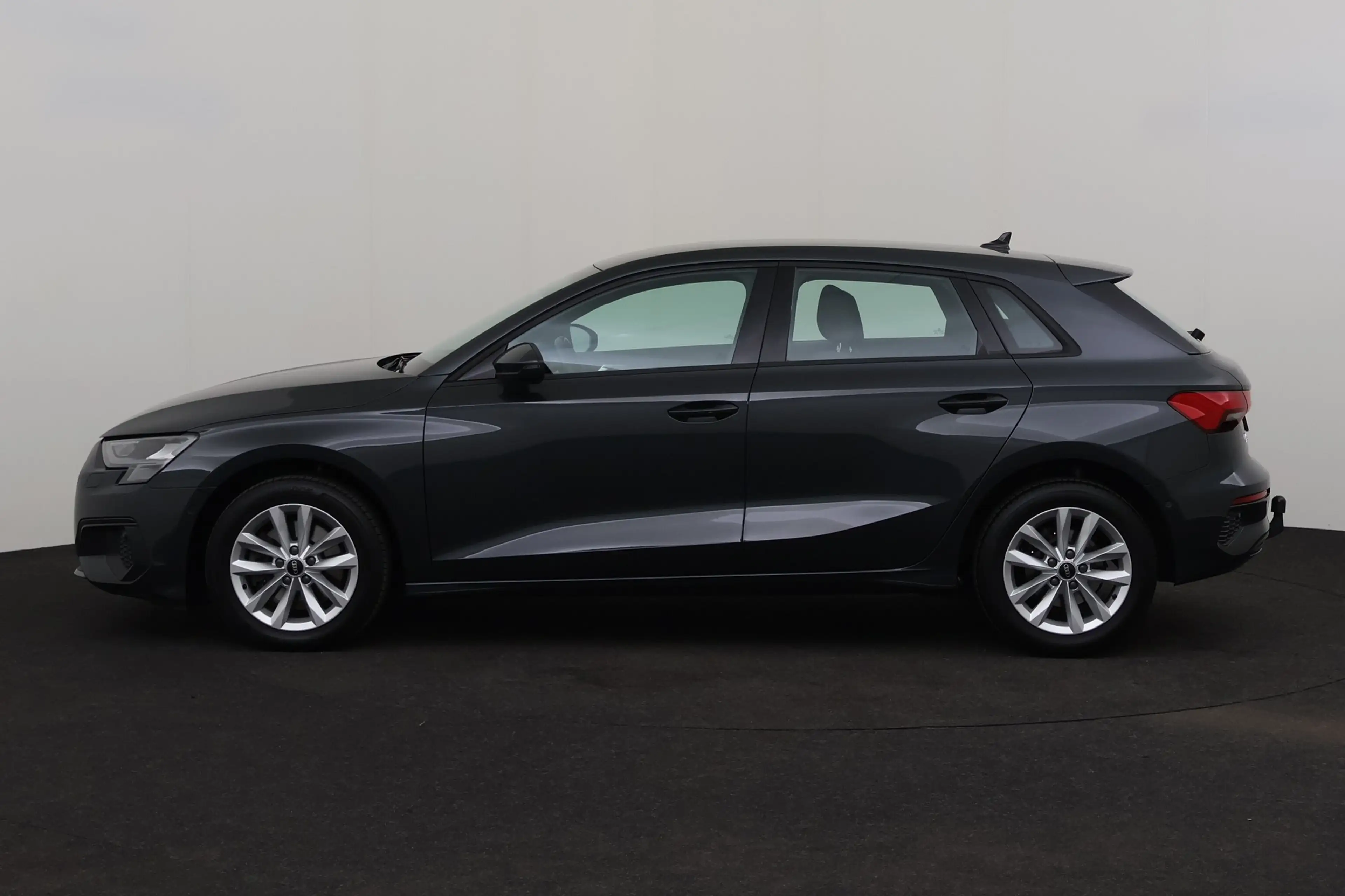 Audi A3 SPORTBACK 30 1.0TFSI S-TRONIC + GPS + CARPLAY + CA — photo 2