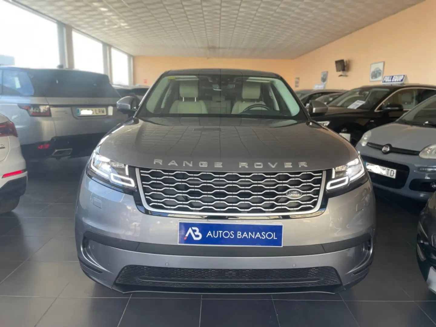 Land Rover Range Rover Velar 2.0D S 4WD Aut. 180 Gris - 1