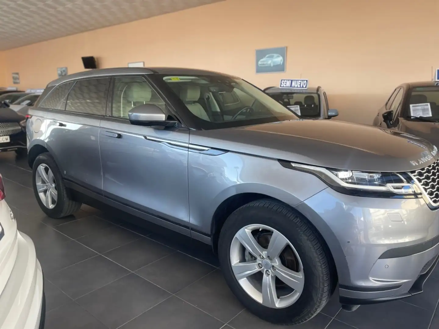 Land Rover Range Rover Velar 2.0D S 4WD Aut. 180 Gris - 2