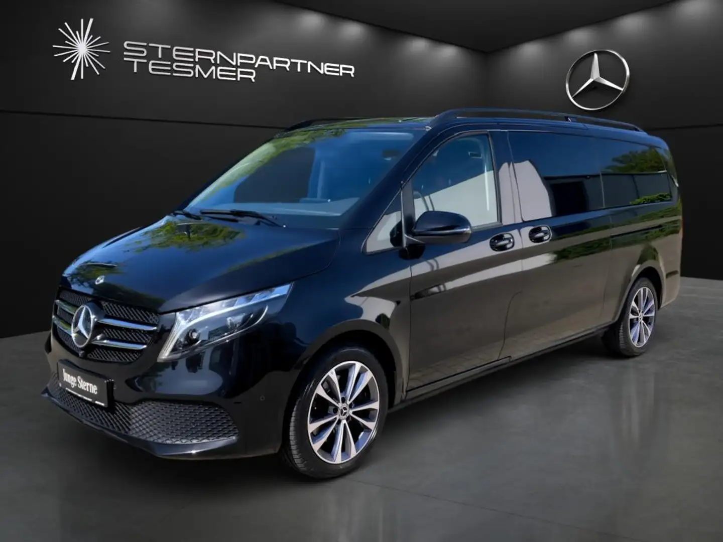 Mercedes-Benz V 300 d AVANTGARDE Extralang AIRMATIC+Standhz. Zwart - 2