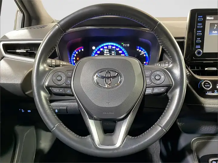 Toyota Auris 2022, foto 13