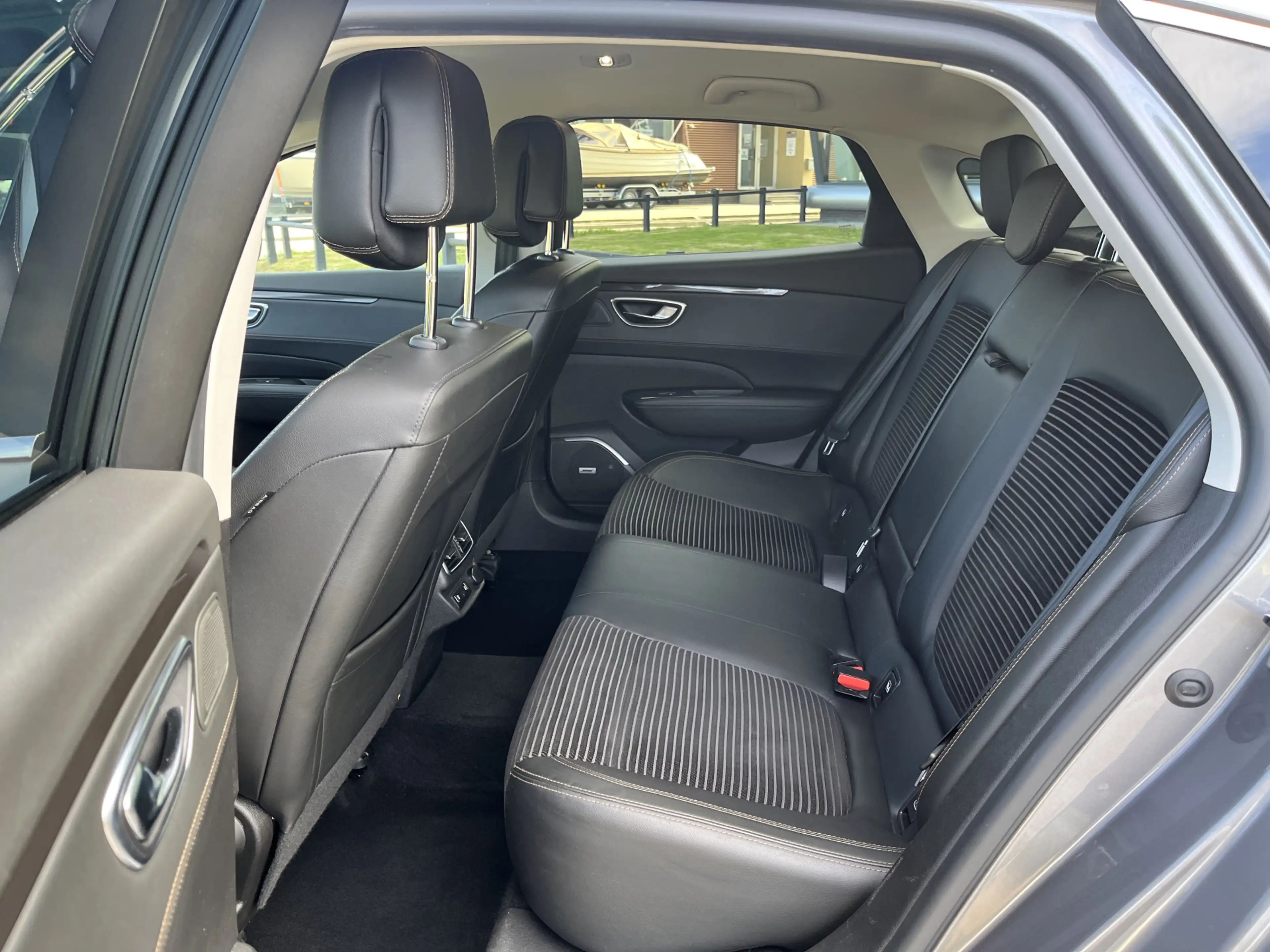 Renault Talisman 1.6 TCe Intens 150PK / Automaat / Trekhaak / 4-Con — photo 16