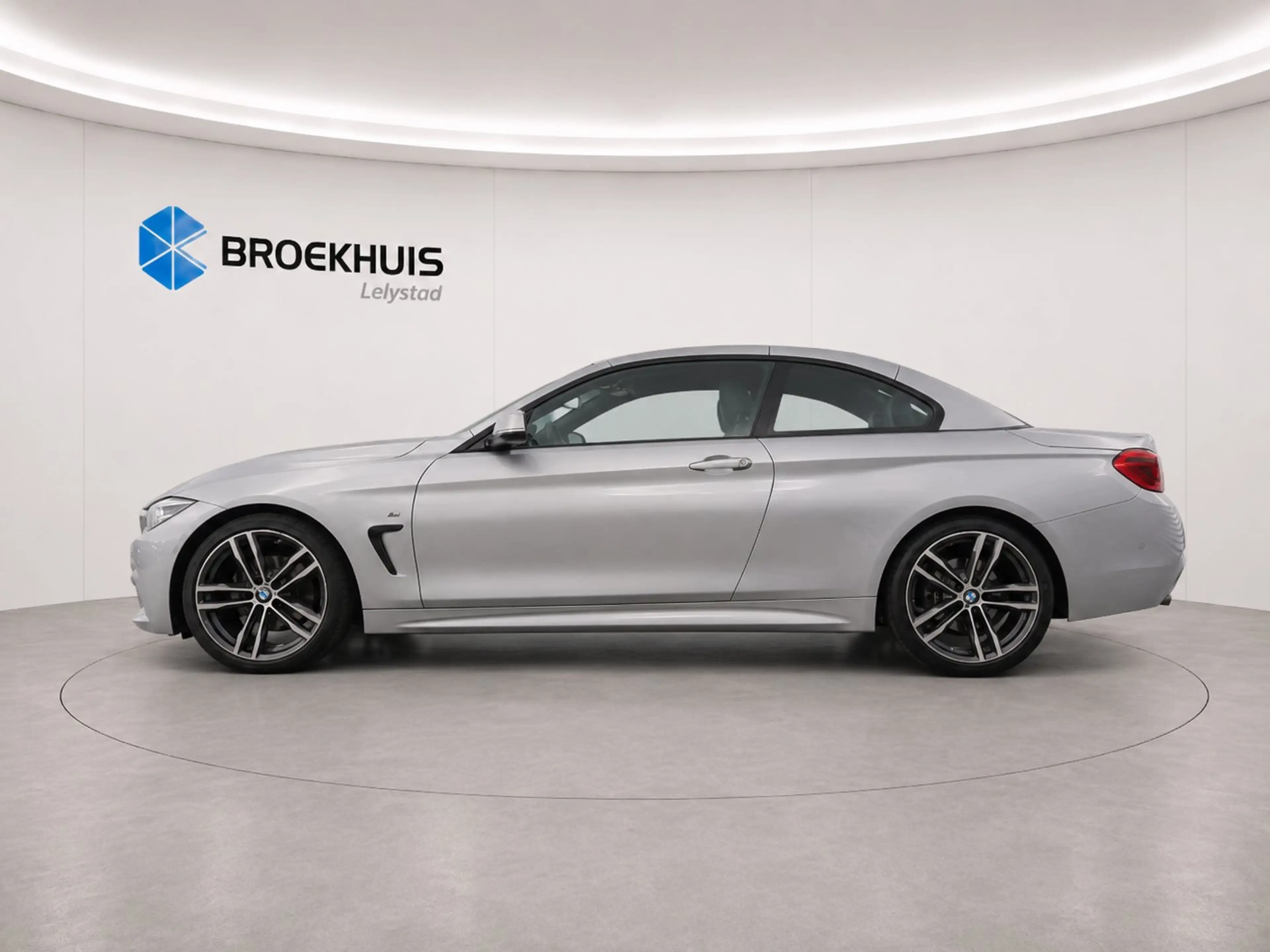 BMW 420 4-serie Cabrio 420i 183PK HIGH EXECUTIVE M-SPORT A — photo 4
