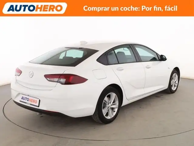 Opel Insignia view 6