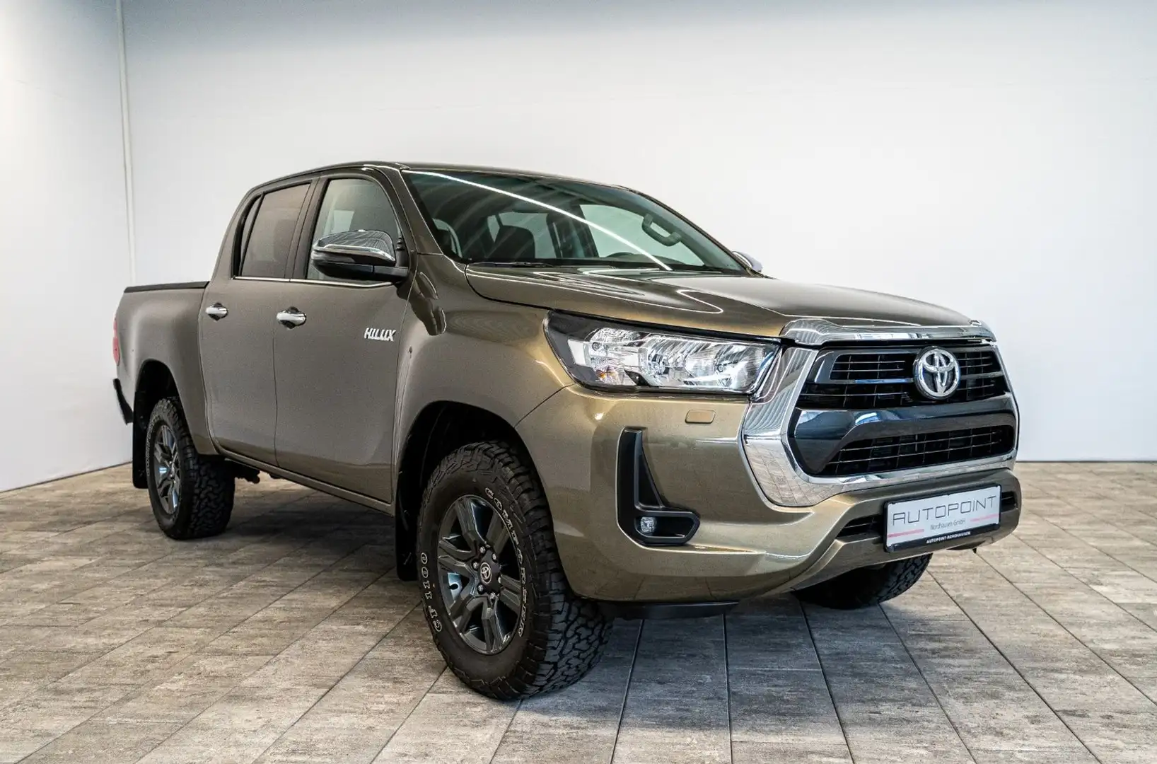 Toyota Hilux 2.8 D-4D 4x4 °RFK°SHZ°AHK° Verde - 2