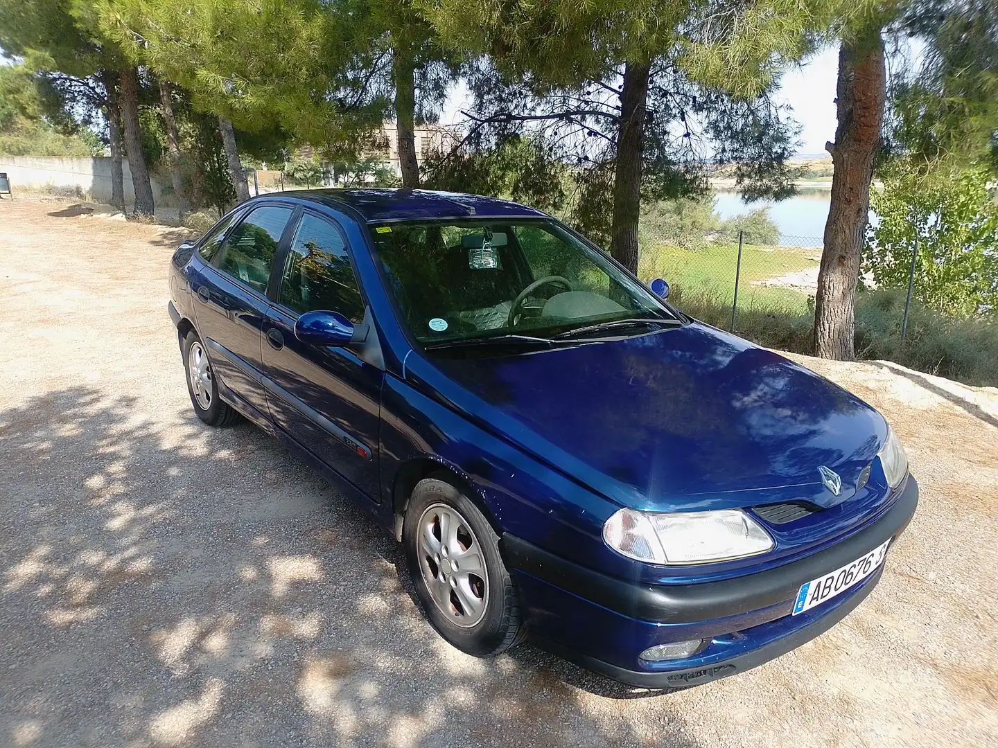 Renault Laguna 2.2 dT RT - 2