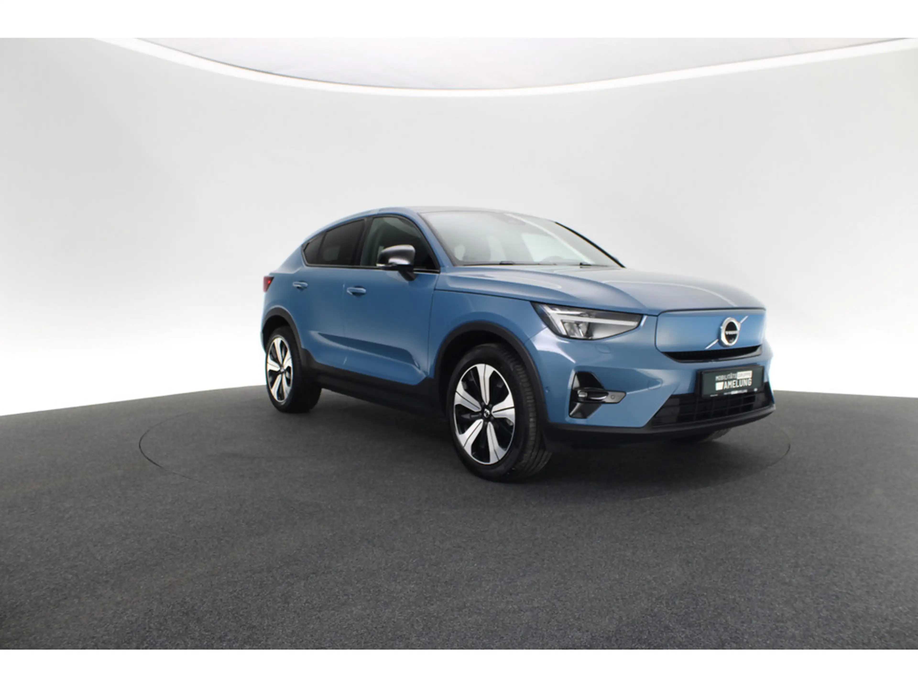 Volvo C40 Ultimate Recharge Pure Electric 2WD PANO — photo 9