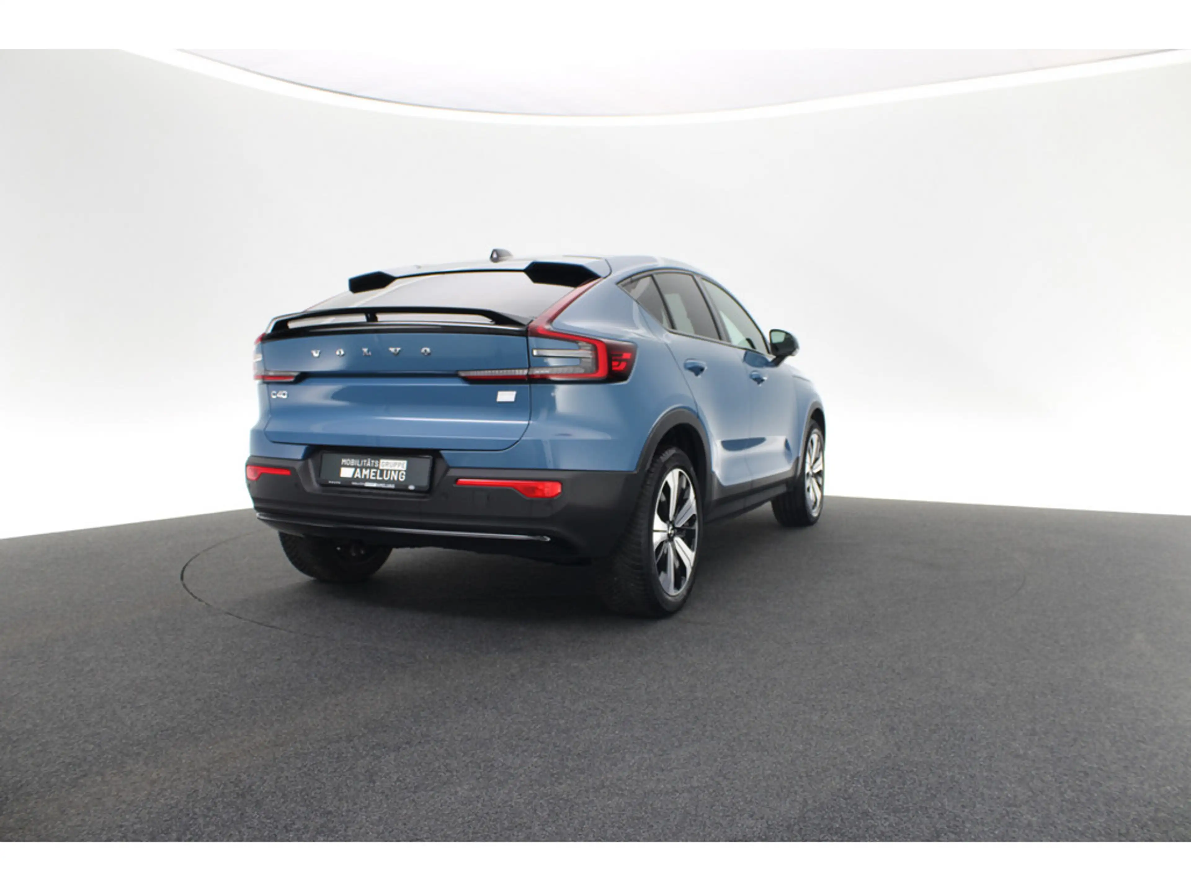 Volvo C40 Ultimate Recharge Pure Electric 2WD PANO — photo 7