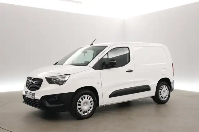 Opel Combo-E view 10