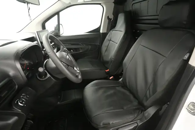 Opel Combo-E view 11