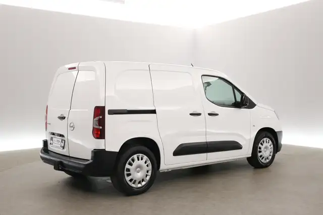Opel Combo-E view 26