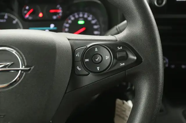 Opel Combo-E view 18