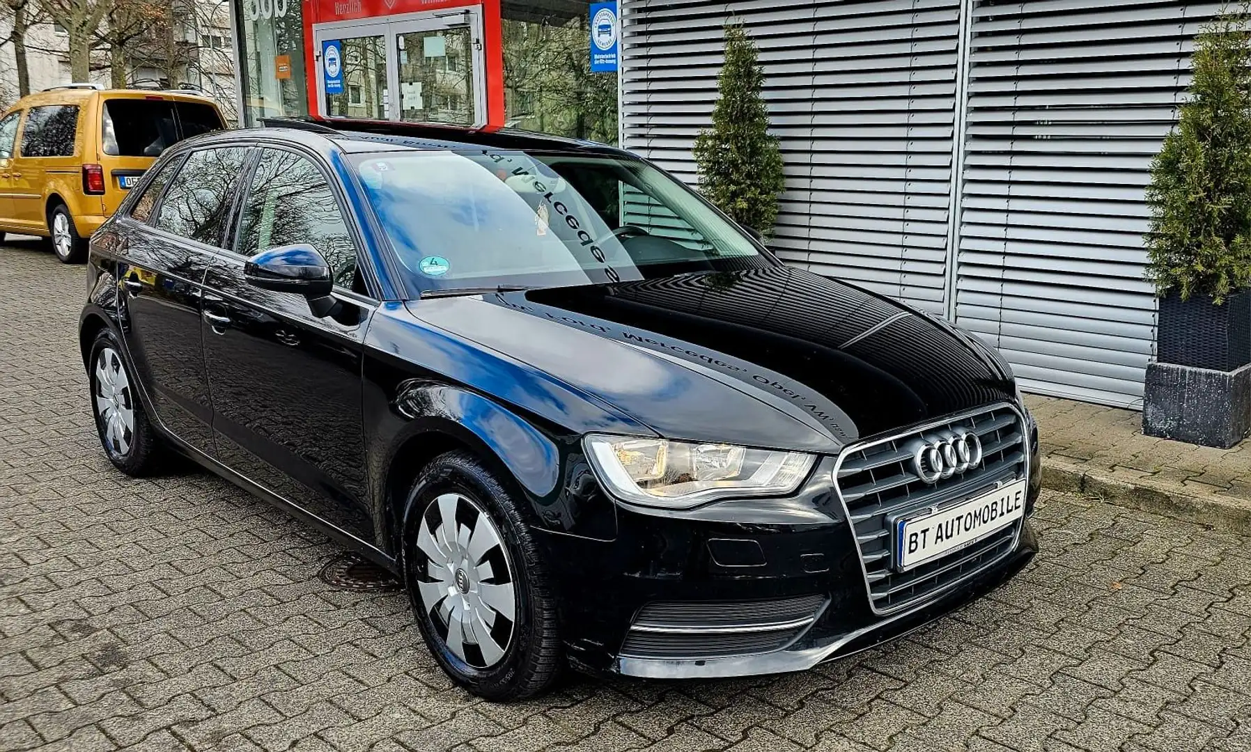 Audi A3 Sportback Panorama Dach Zwart - 2