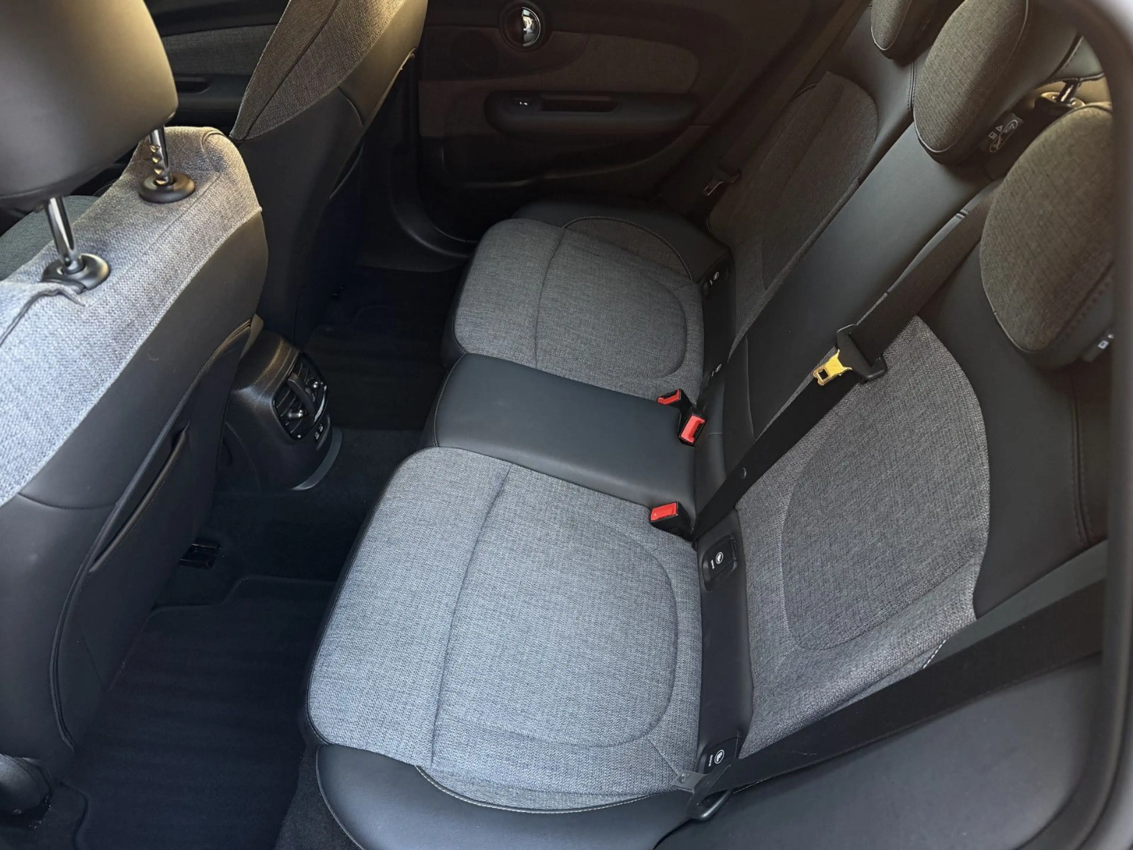 MINI Cooper SD Clubman COOPER SD Clubman Cooper SD All4 PANORAMA — photo 11