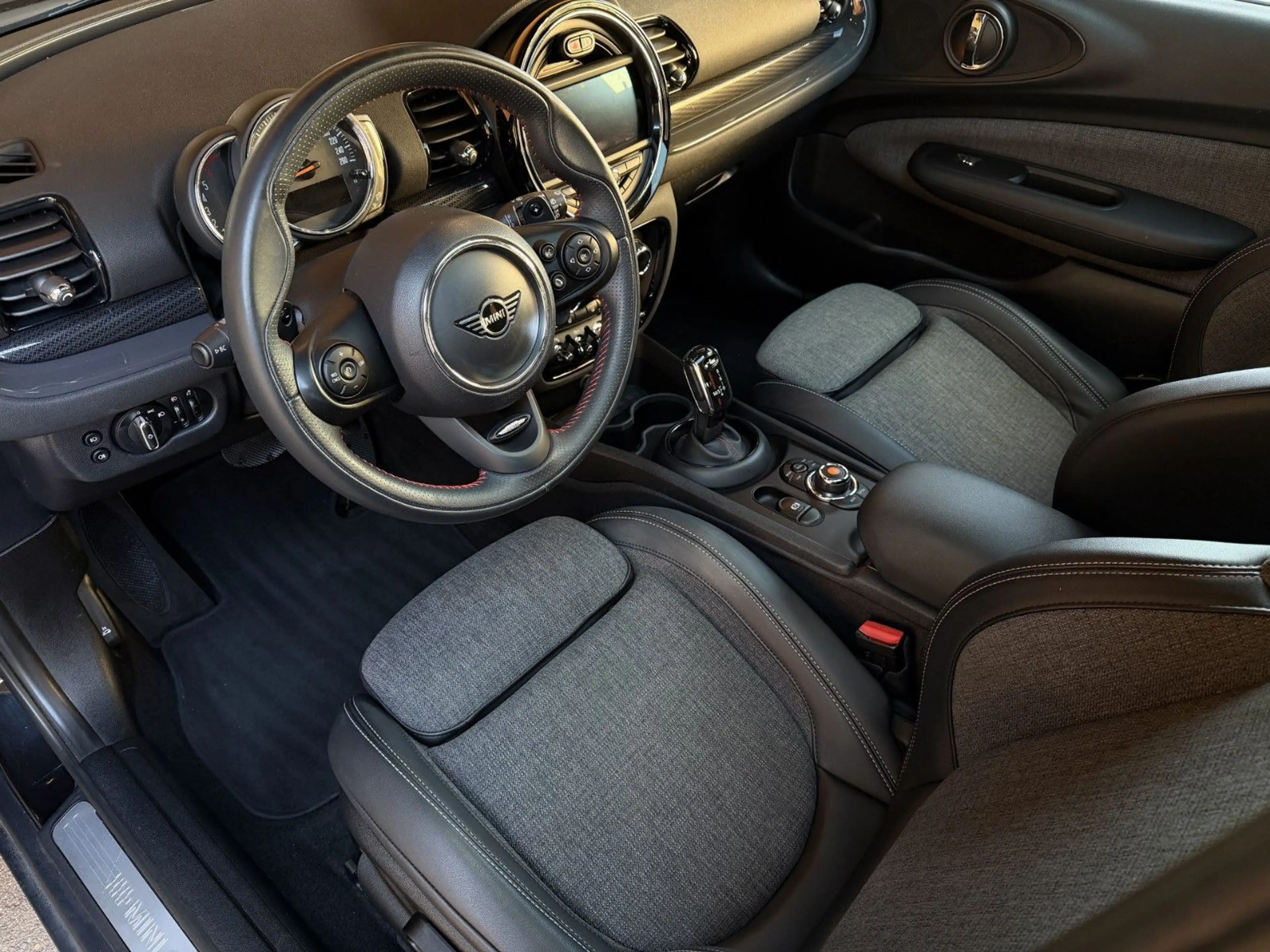 MINI Cooper SD Clubman COOPER SD Clubman Cooper SD All4 PANORAMA — photo 10