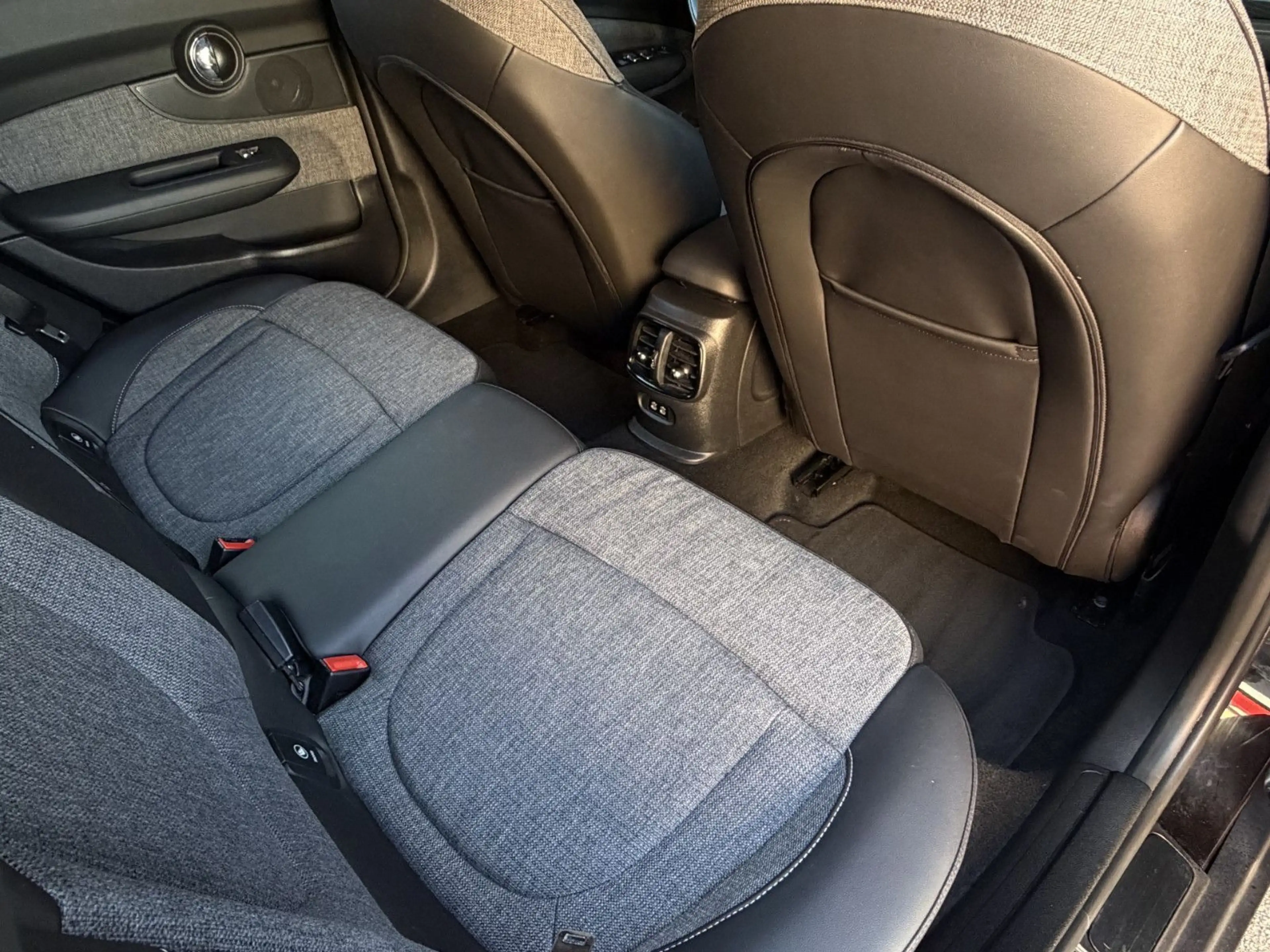 MINI Cooper SD Clubman COOPER SD Clubman Cooper SD All4 PANORAMA — photo 15
