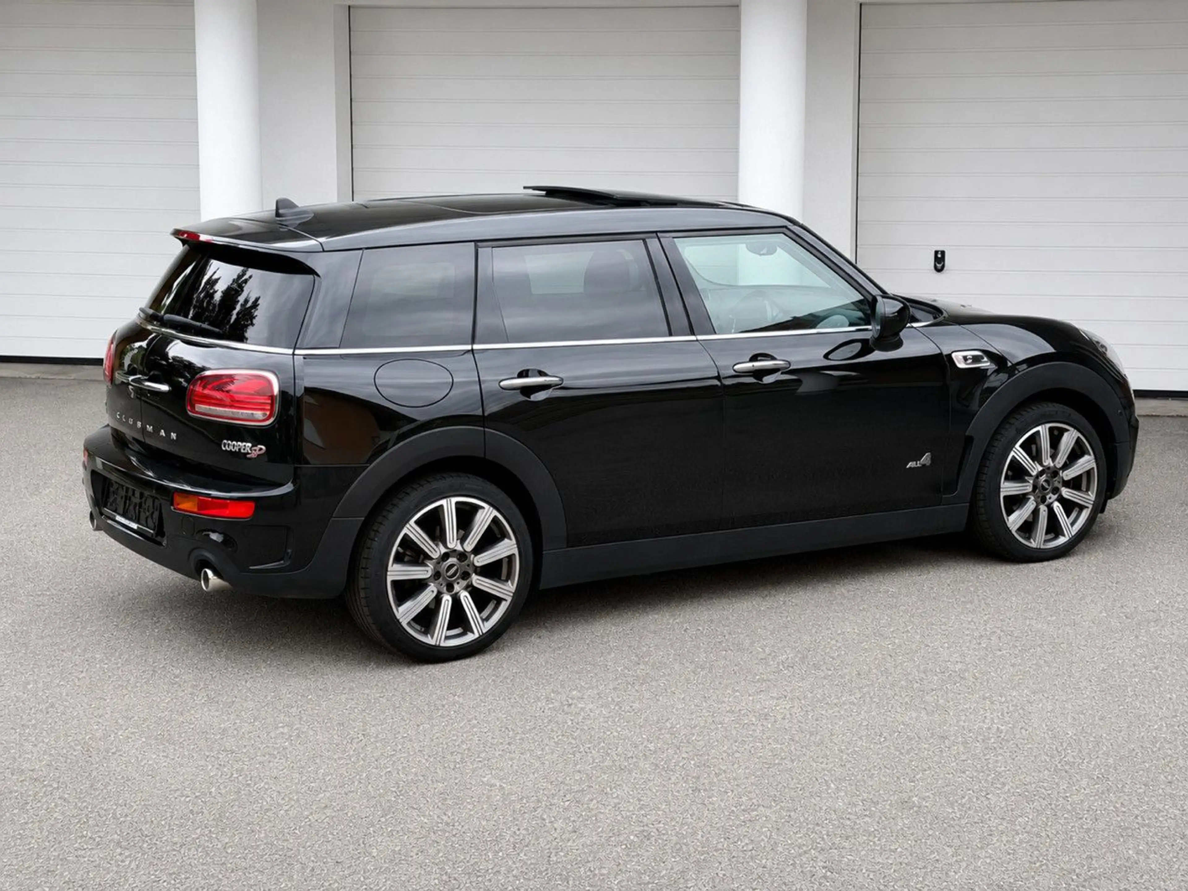 MINI Cooper SD Clubman COOPER SD Clubman Cooper SD All4 PANORAMA — photo 4