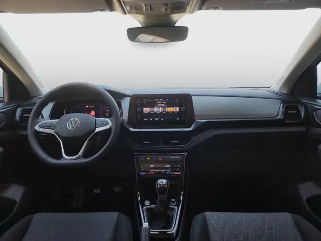 Volkswagen T-Cross view 9