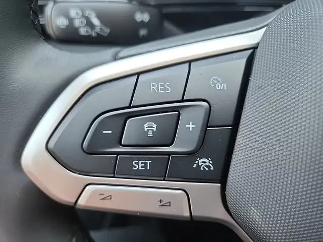 Volkswagen T-Cross view 13