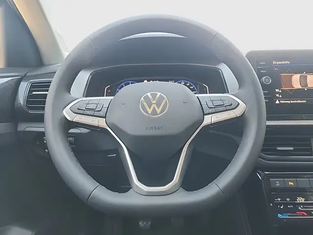 Volkswagen T-Cross view 10