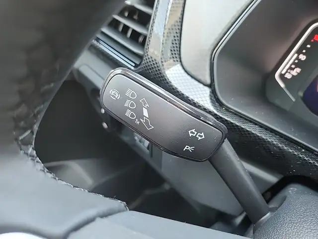 Volkswagen T-Cross view 12