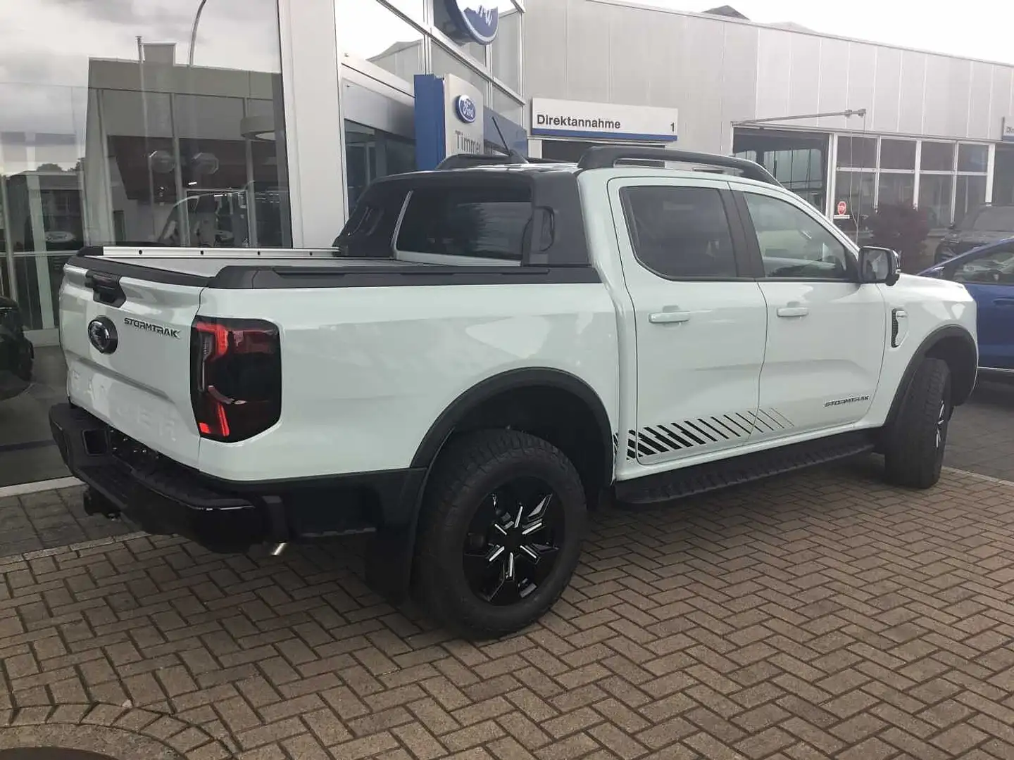 Ford Ranger 2,3 l EcoBoost PHEV DOKA Stormtrak Grau - 2