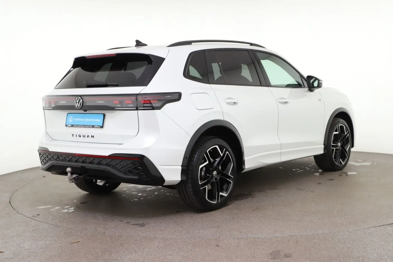 Volkswagen Tiguan 1.5 TSI eHybrid DSG R line IQ.Light/ACC/H Weiß - 2