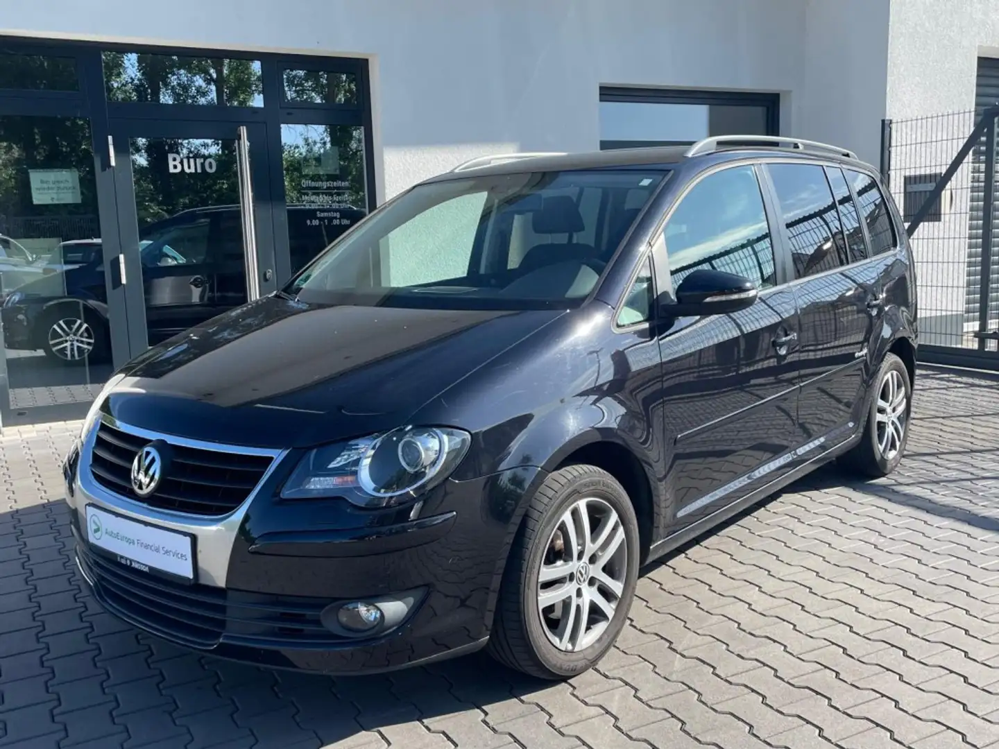 Volkswagen Touran Freestyle 7 Sitzer - Navi- SHZ- PDC- AHK - 1