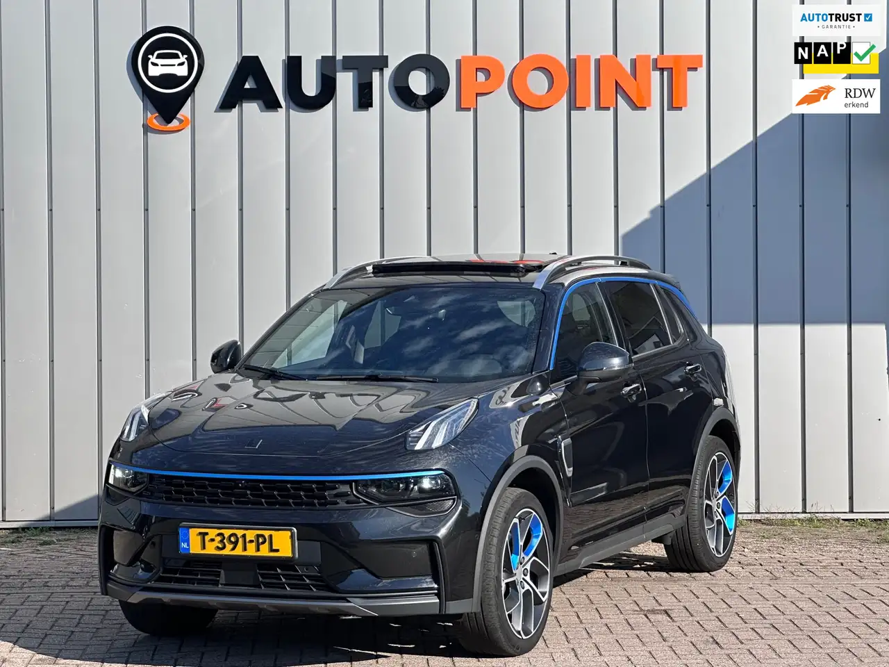 Lynk & Co 01