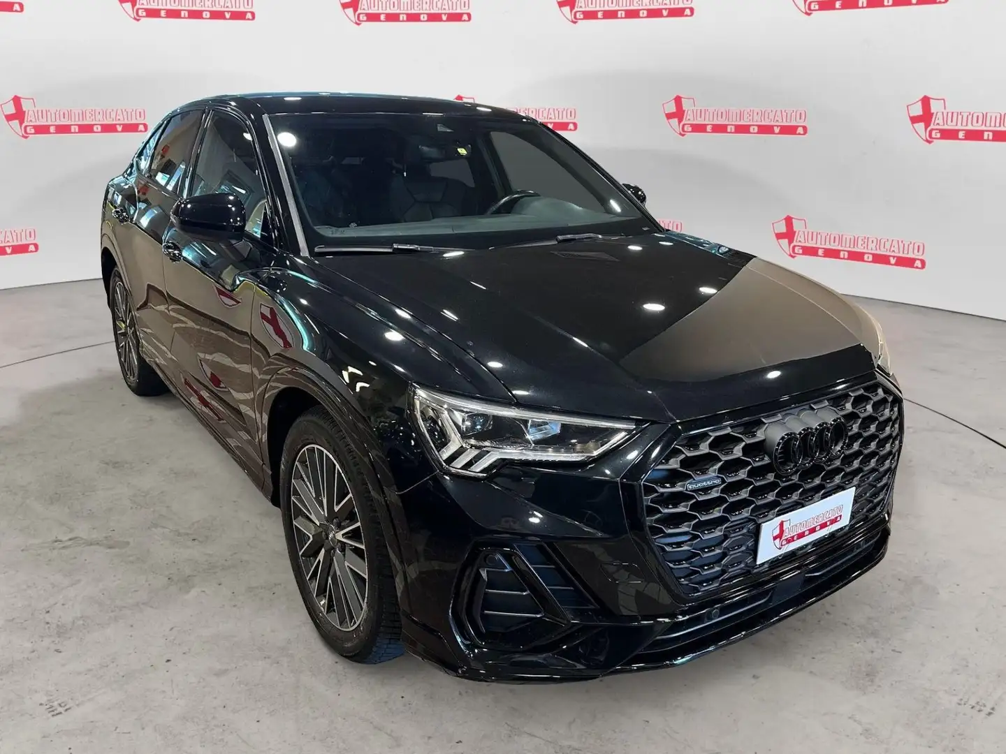 Audi Q3 SPB 40 TDI quattro S tronic S line edition Nero - 2