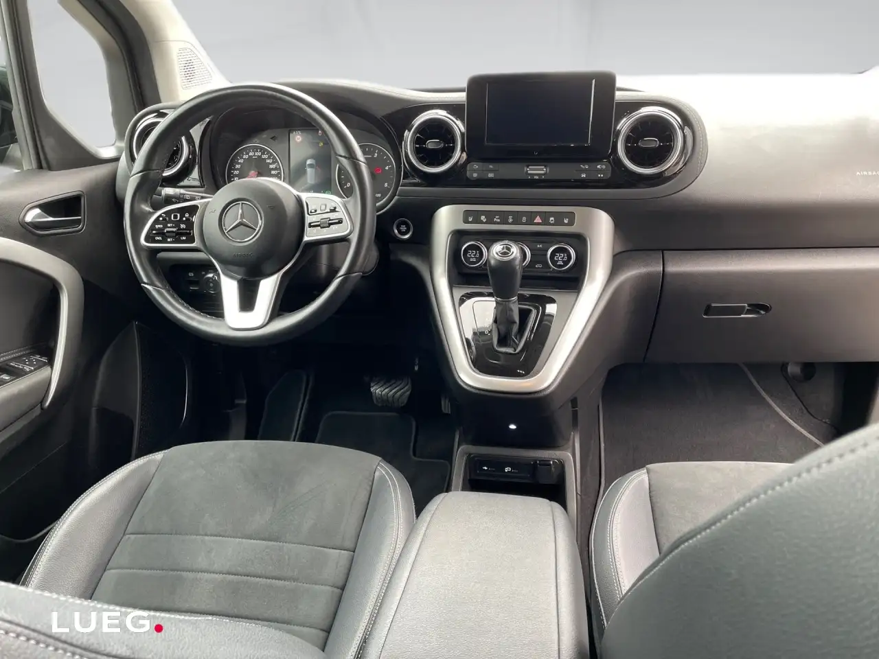 Mercedes-Benz T-Class T 180 d PROGRESSIVE Standard Perf AUT DynLicht 10
