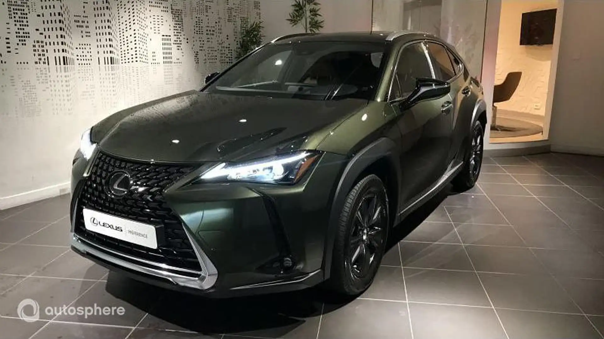 Lexus UX 250h 250h 2WD Luxe - 1