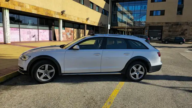 Audi A6 allroad quattro 3.0TDI S-Tronic 160kW