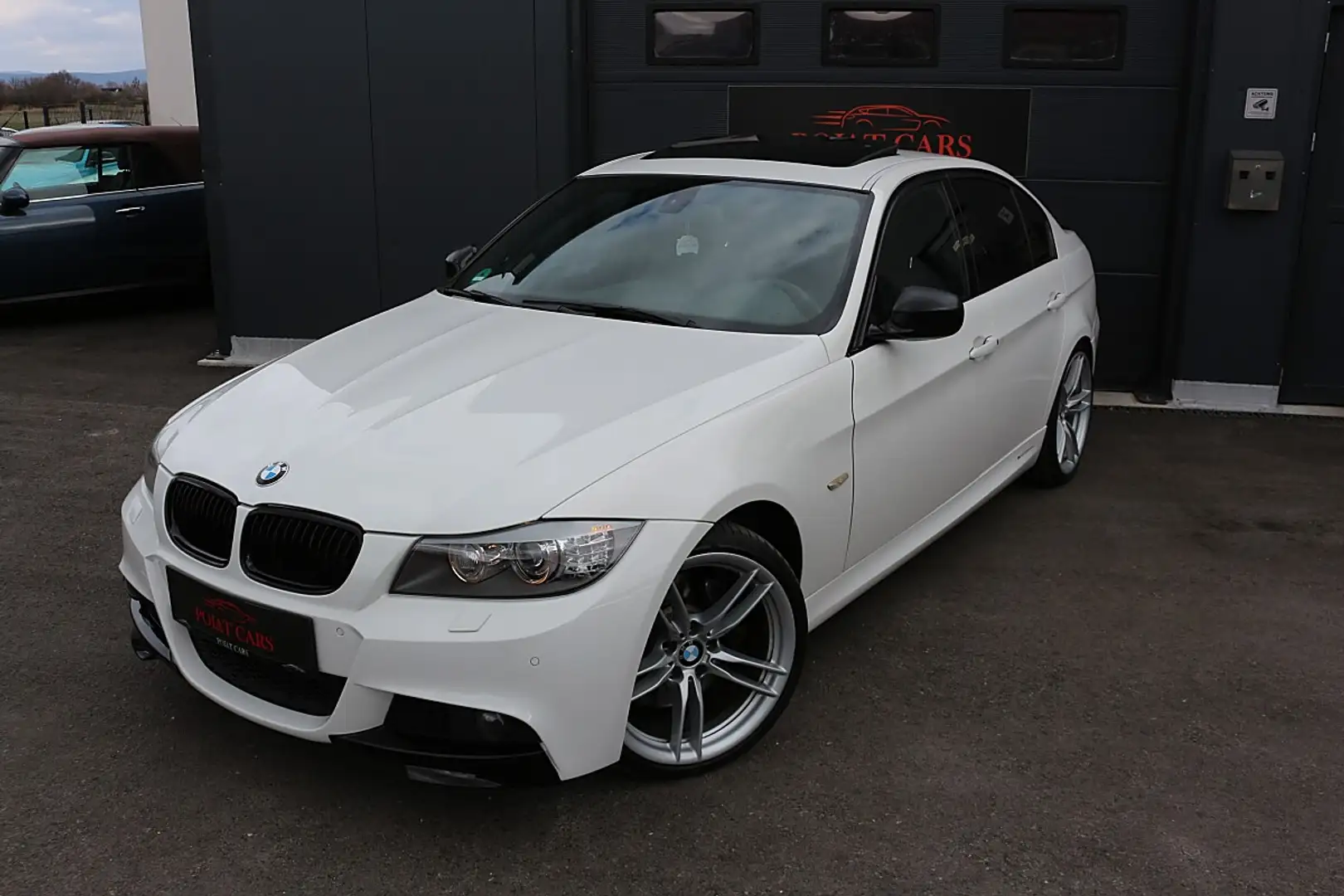 BMW 335 i xDrive Aut LCI M Performance Kit Weiß - 2