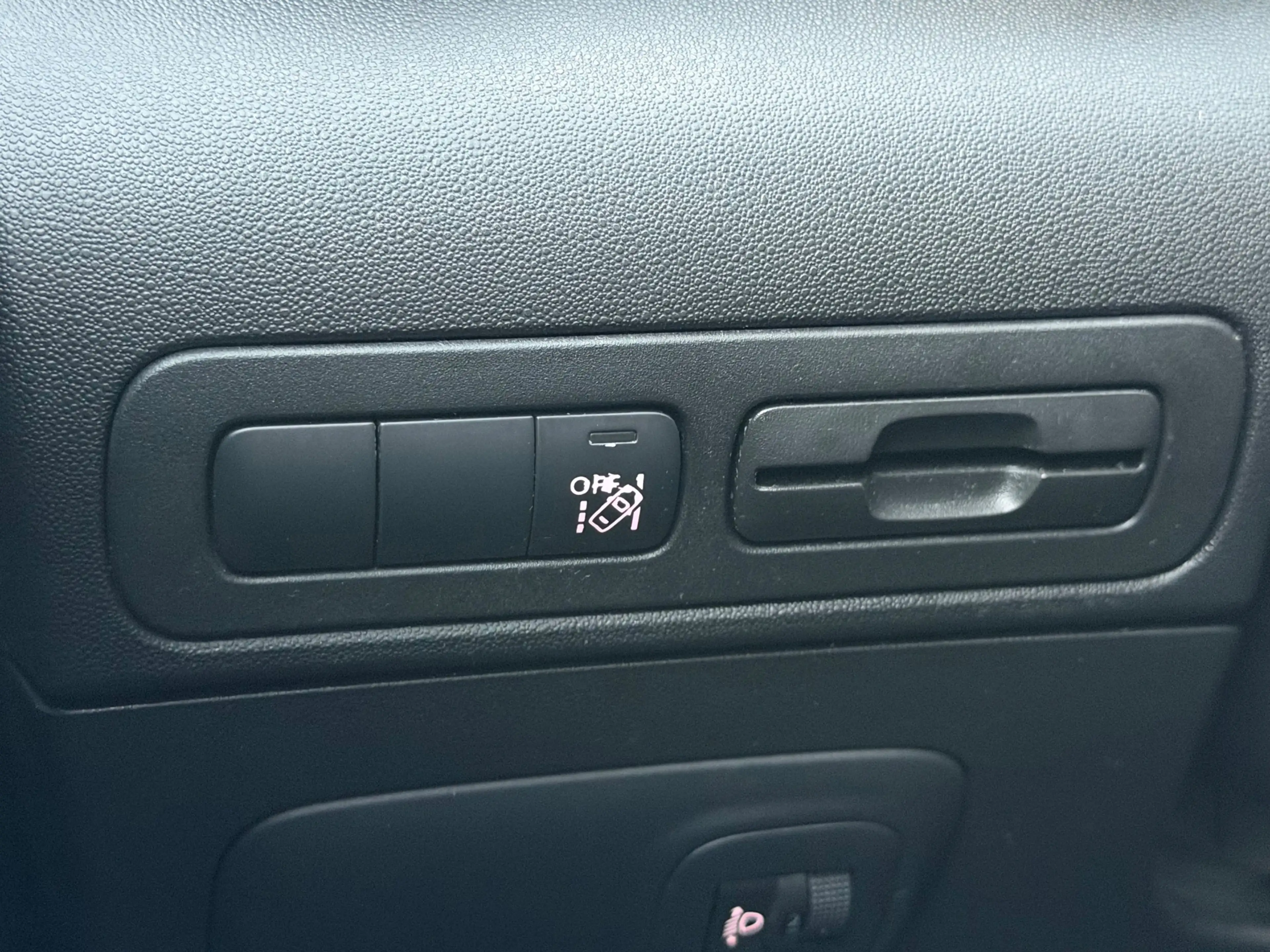 Citroen C3 Aircross 1.2 PureTech S&S Feel CLIMA NAVI CRUISE STOELVERW — photo 15