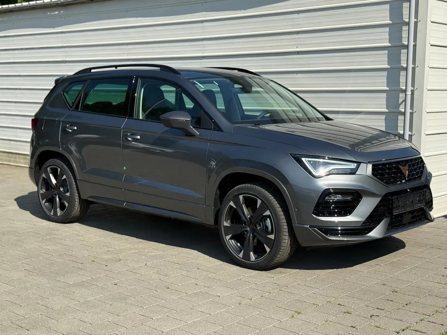 CUPRA Ateca 2.0 TSI 4WD DSG *AHK*NAVI*KAMERA*ACC 140 kW (19... Grau - 1