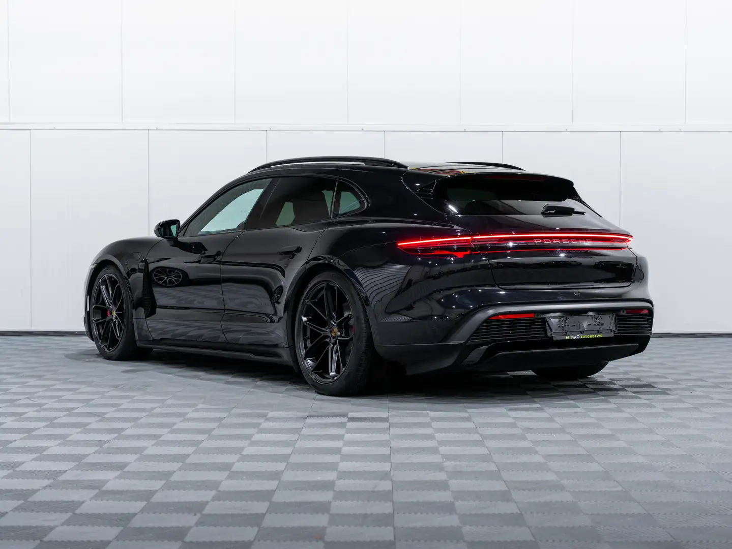 Porsche Taycan 4S Sport Turismo FACE LIFT Sportdesign/21inch/FULL Zwart - 2
