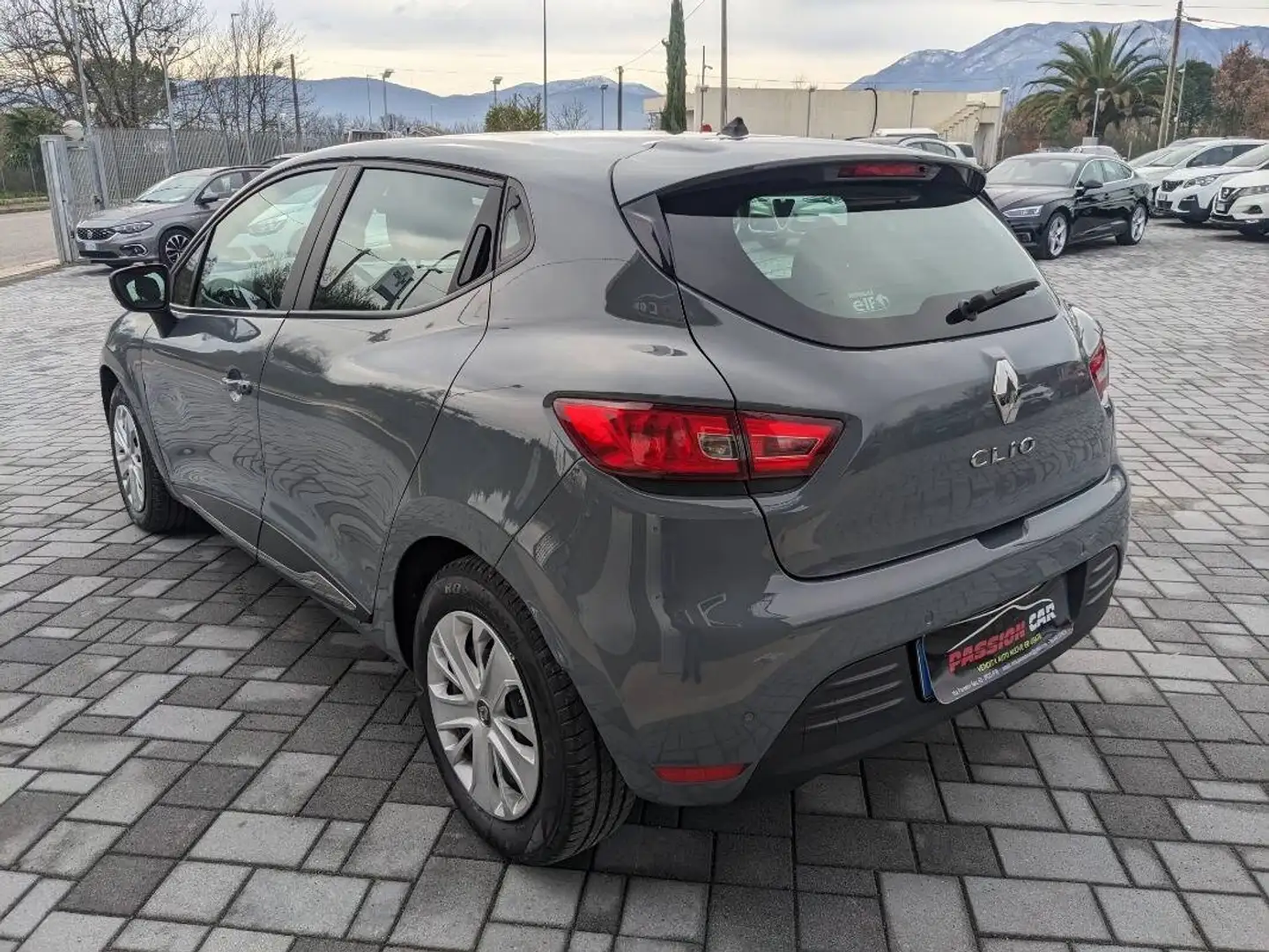 Renault Clio 1.5 dci energy Business 90cv Gris - 2