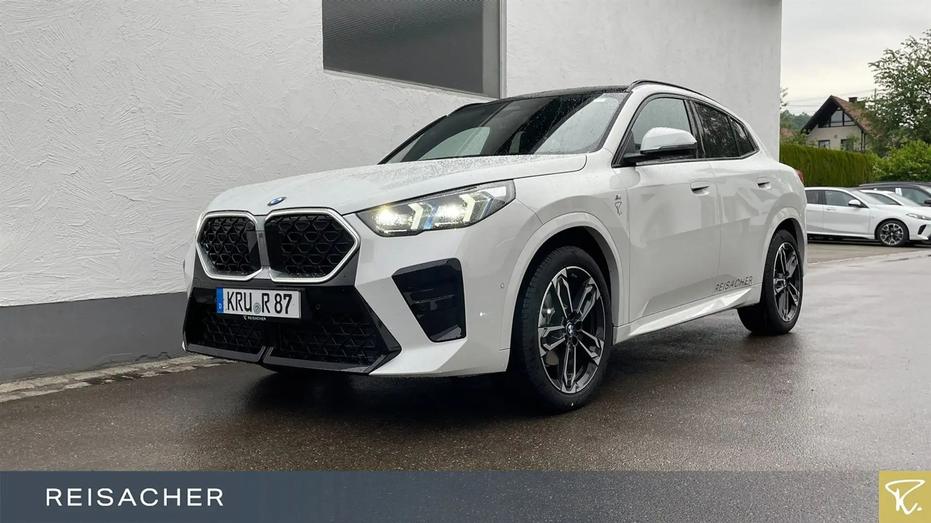 BMW X2 xDrive20d A M-Sport,Pano,AHK,DA+,Autom Weiß - 1