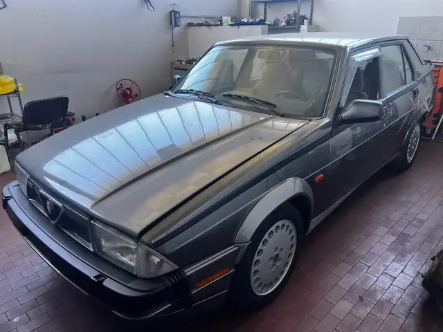 Alfa Romeo 75 75 1.8t America