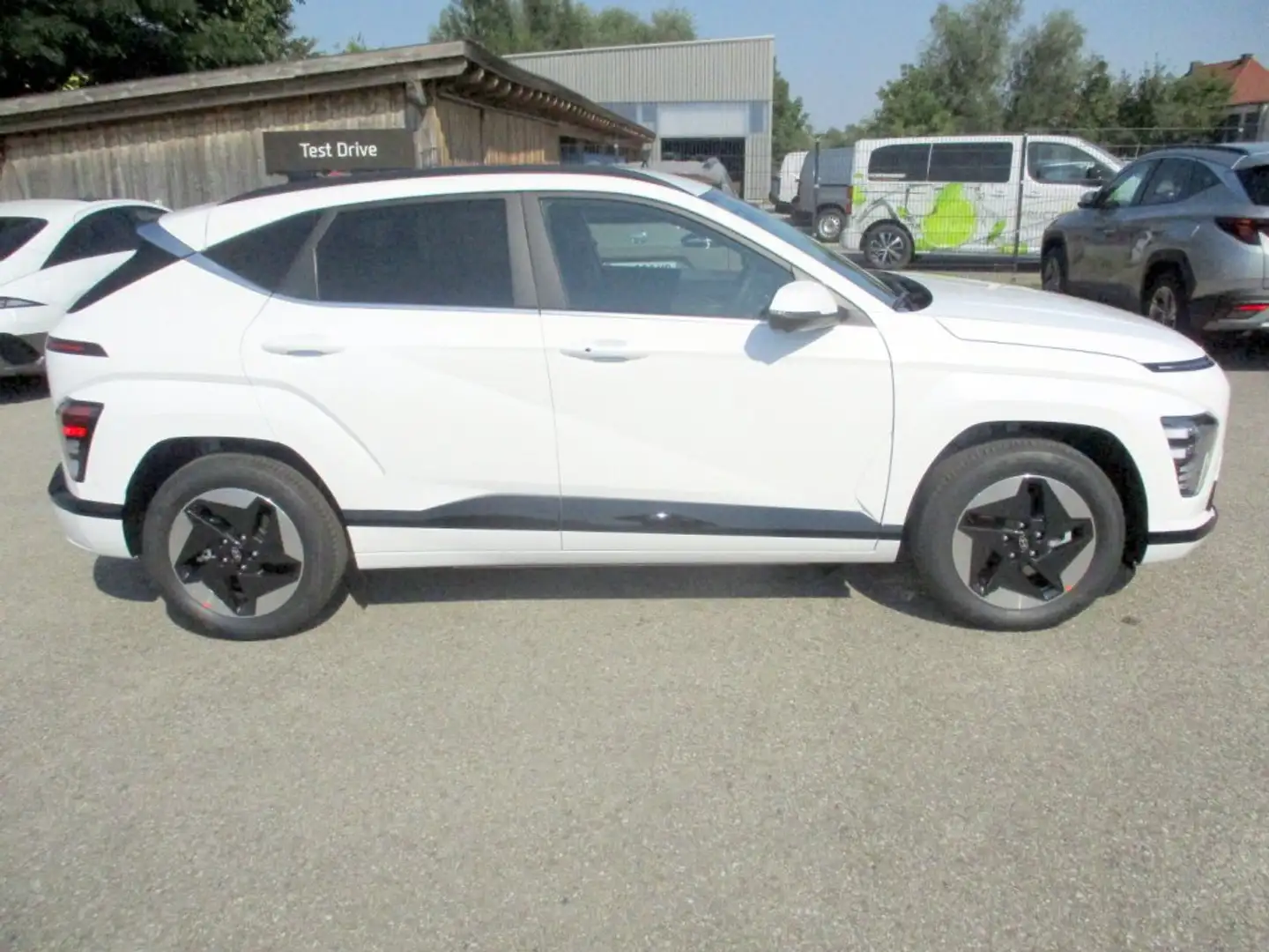 Hyundai KONA EV (SX2) Comfort Line 64,8 kWh k7ec2 Weiß - 2