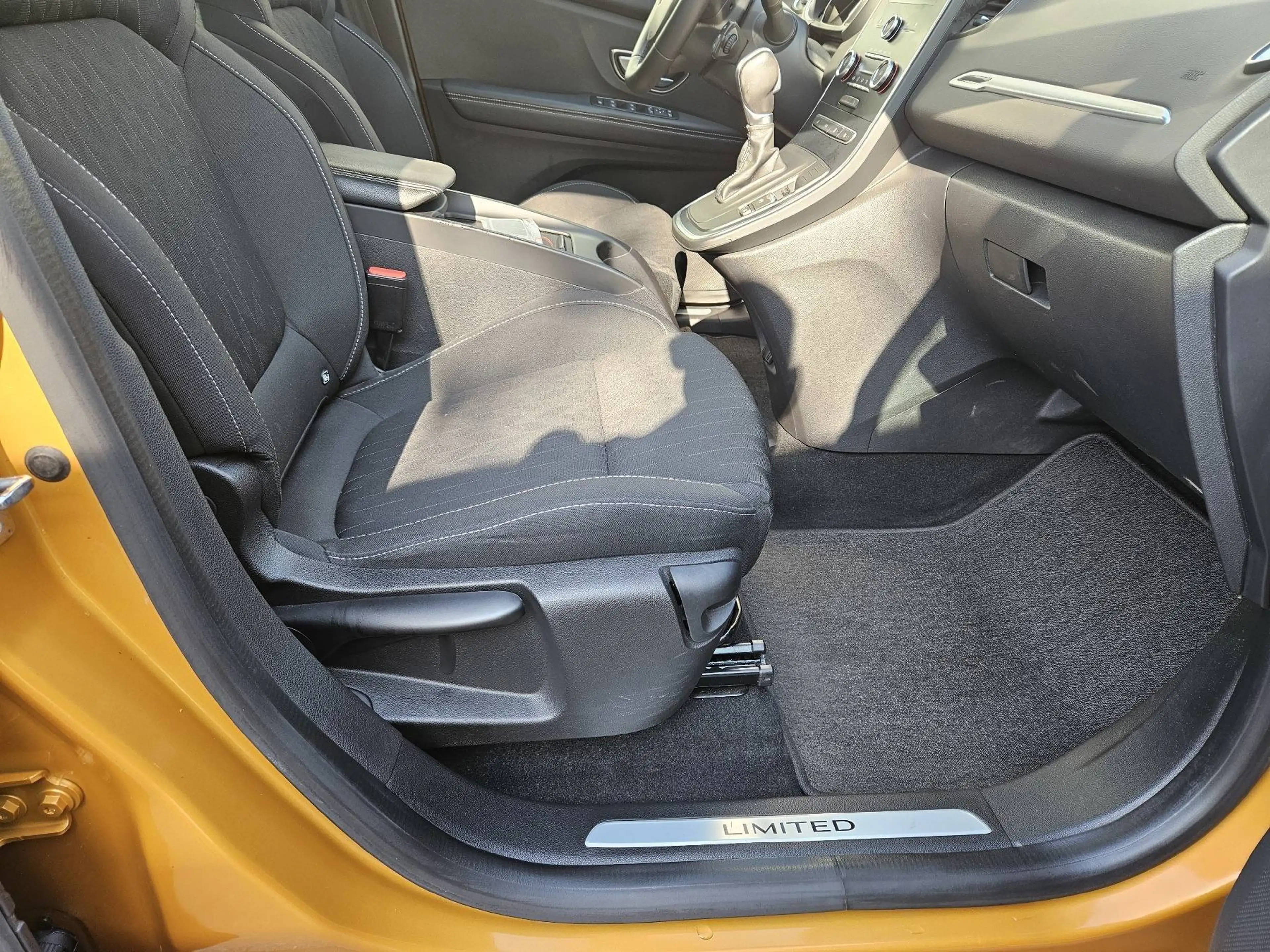 Renault Scenic LIMITED Deluxe  BLUE dCi 150 EDC — photo 15