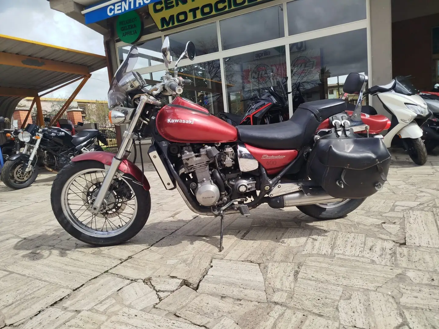 Kawasaki ZL 600 Eliminator Red - 1